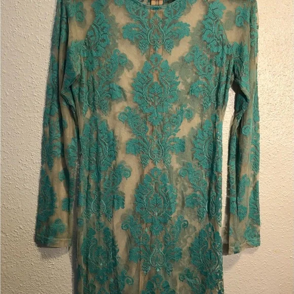 Teal lace one piece dress Size 17” Pit 2 Pit 34”Length. - Picture 2 of 6